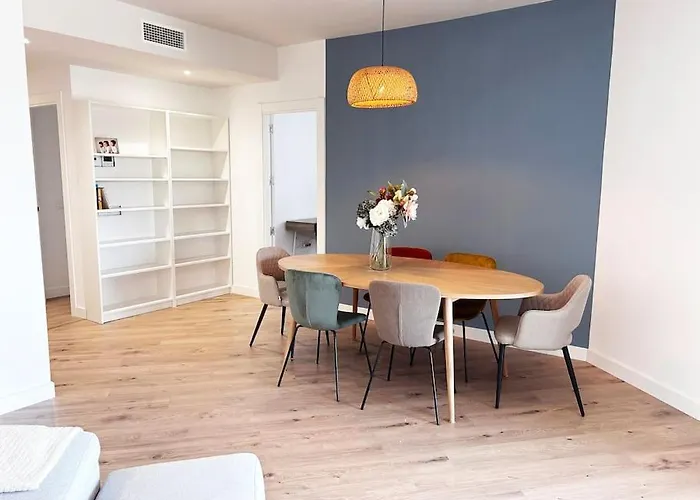 Apartamento De Cuatro Habitaciones En Talavera